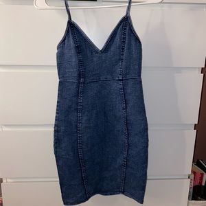 Jean Windsor dress. Small